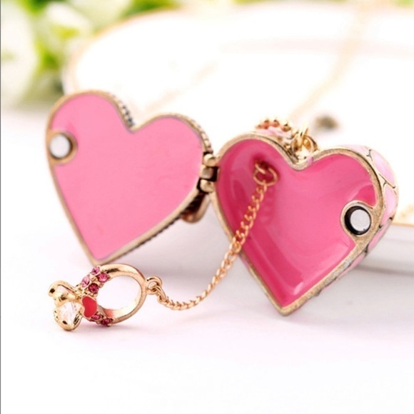 Heart locket - Picture 4 of 7